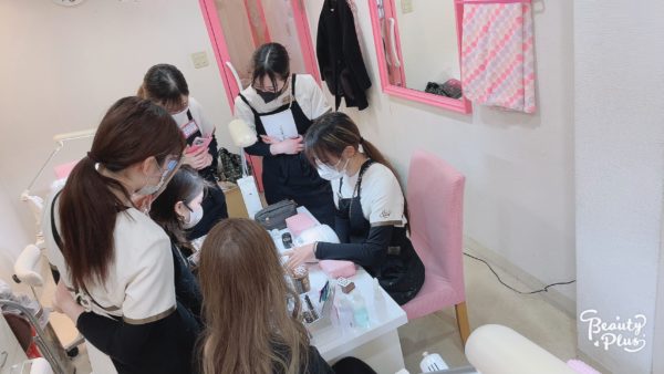 福岡アンドネイルのネイル勉強会