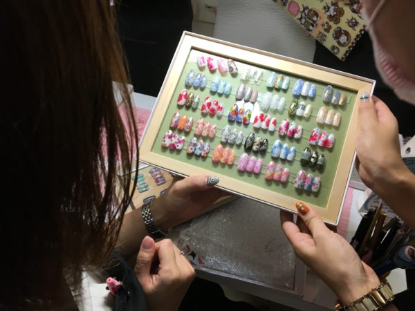 福岡アンドネイルの技術練習