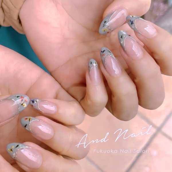 春の押し花フレンチネイル 福岡