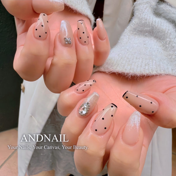 春ドットネイル