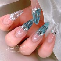 ステンドグラスネイル