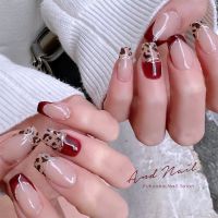 秋・冬のレオパードネイル