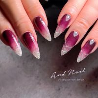 ラズベリーグラデーションネイル