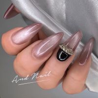 リップスティックネイル