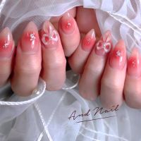 淡いチークが心地い・リボンチークネイル