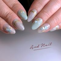 落ち着きシェルネイル