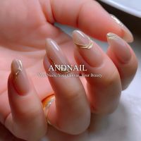 ミラーデザインで大人の上品ネイル