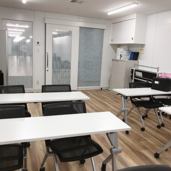 福岡の実践型ネイルスクール02