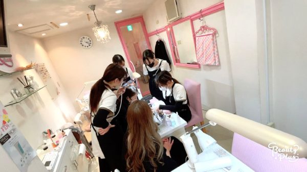 ネイリストは、失敗しながら成長していく仕事